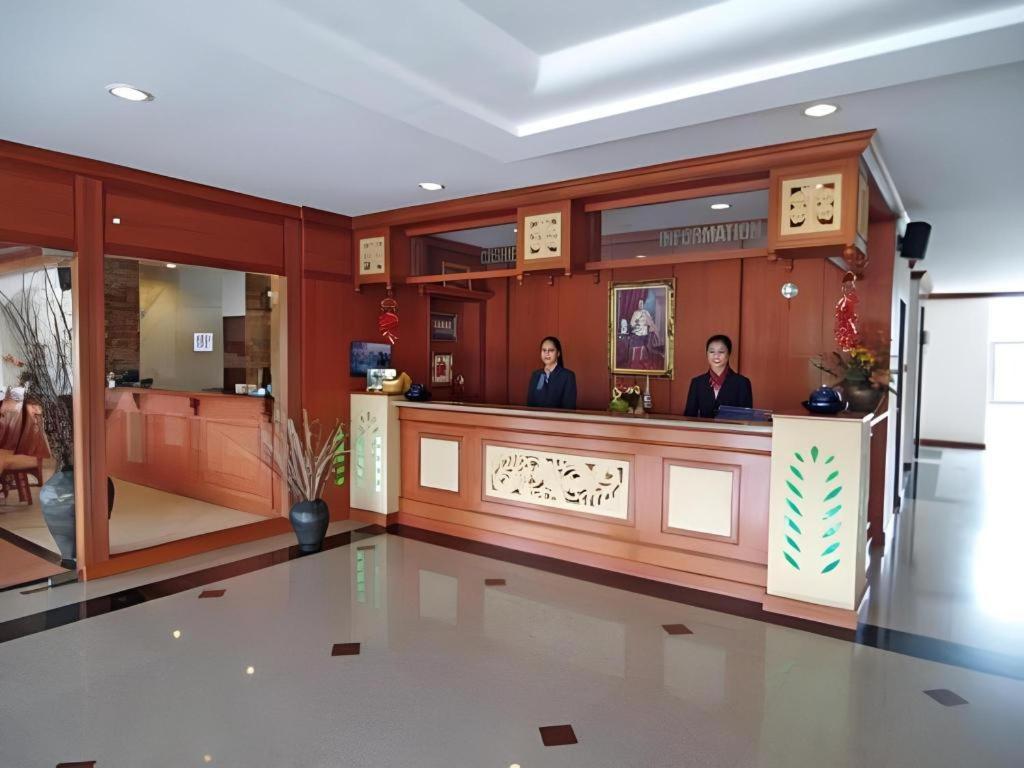 Kiengpiman Hotel Mukdahan Exterior foto